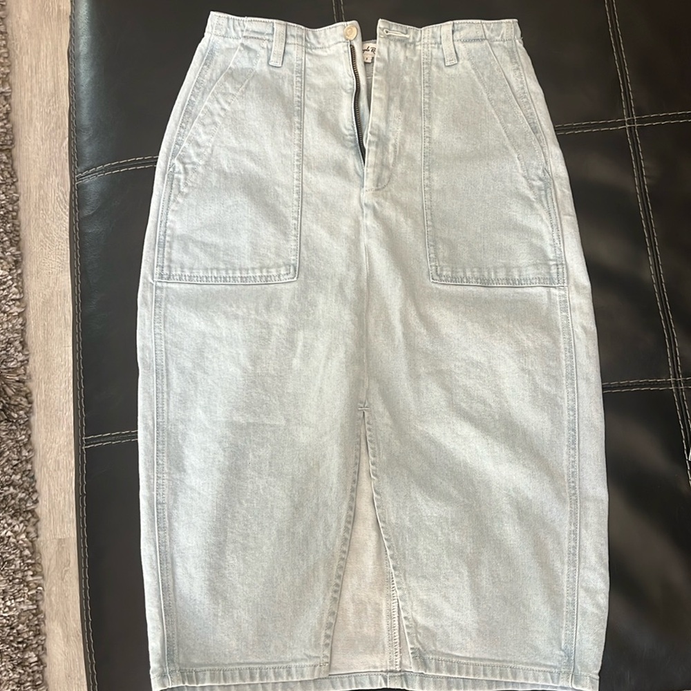 Simple Retro Denim Skirt Small